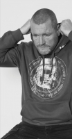 Kapuzenpullover Komme mit uns Rune grau